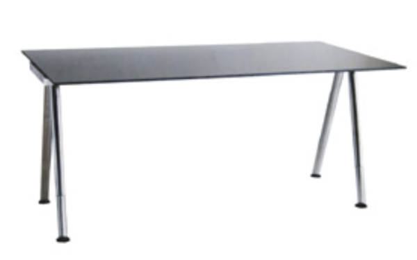 Tavolo con vetro nero e piedi in acciaio 160x80 cm